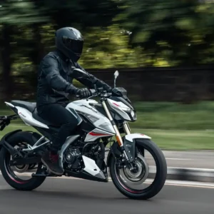 Bajaj Pulsar N160